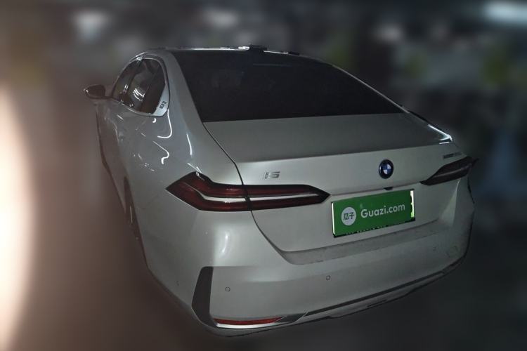 Used BMW i5 2024 eDrive 35L Luxury Package