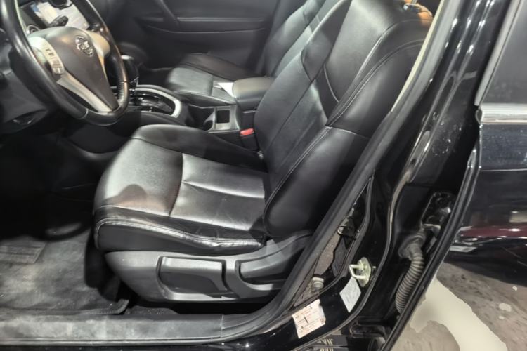 Used Nissan X-Trail 2014 2.0L CVT Comfort Edition 2WD
