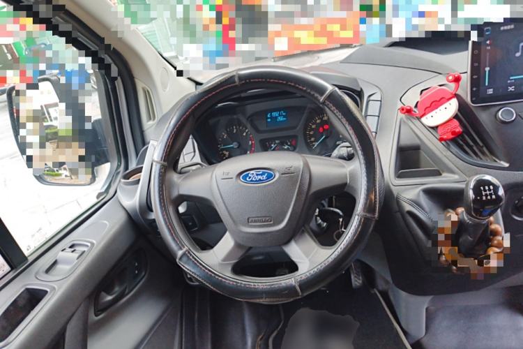 Used Ford Transit 2017 2.0T Diesel Van Short Wheelbase Low Roof China V Standard