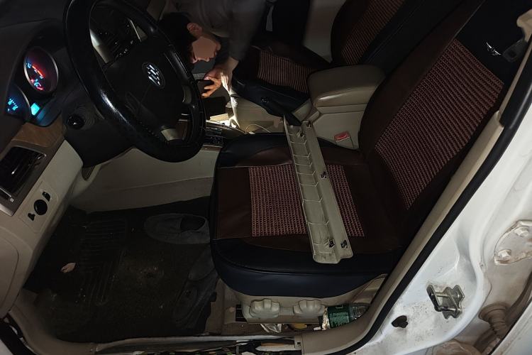 Used Buick Excelle 2015 1.5L Automatic Classic Model Left Front Seat