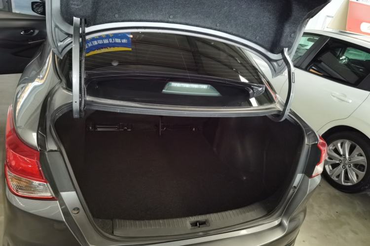 Used Nissan Lannia 2020 1.6L CVT Cool Edition Trunk