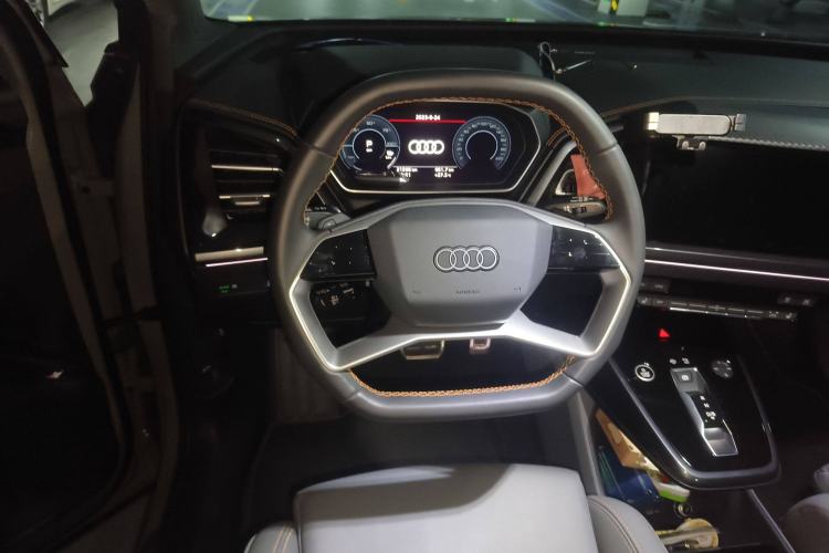 Used Audi Q4 e-tron 2022 40 e-tron Boundary Edition Steering Wheel