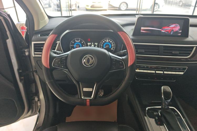 Used Dongfeng Fengon 580 2017 1.5T CVT Smart Style Model