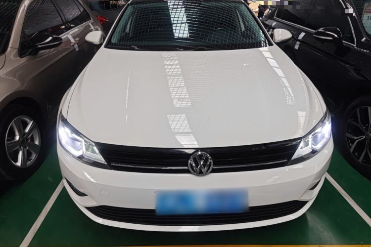 Used Volkswagen Lamando 2017 230TSI DSG Fashion Edition