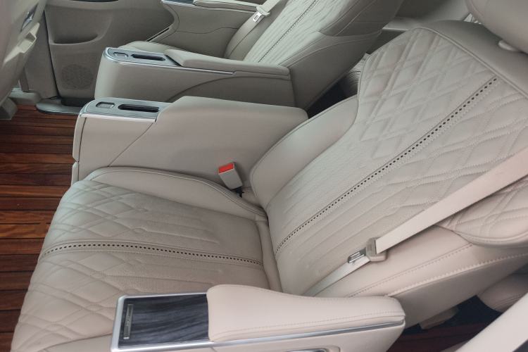 Used Buick GL8 2022 ES Landtrek 653T Comfort Edition
