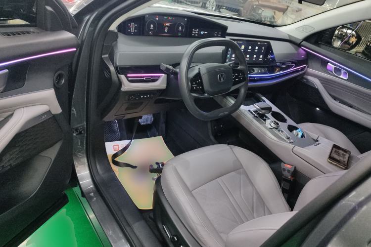 Used CHANGAN UNI-K iDD 2023 Zhidian iDD 1.5T 135km Smart & Fun Model Driver Seat