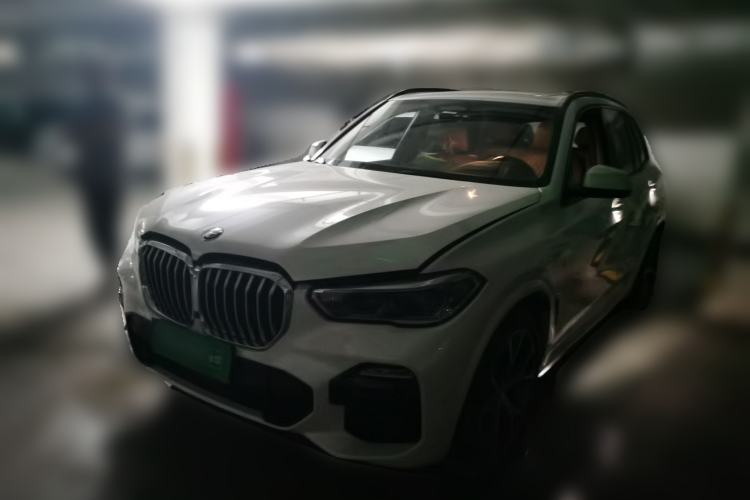 Used BMW X5 2019 xDrive40i Luxury Model with M Sport Package