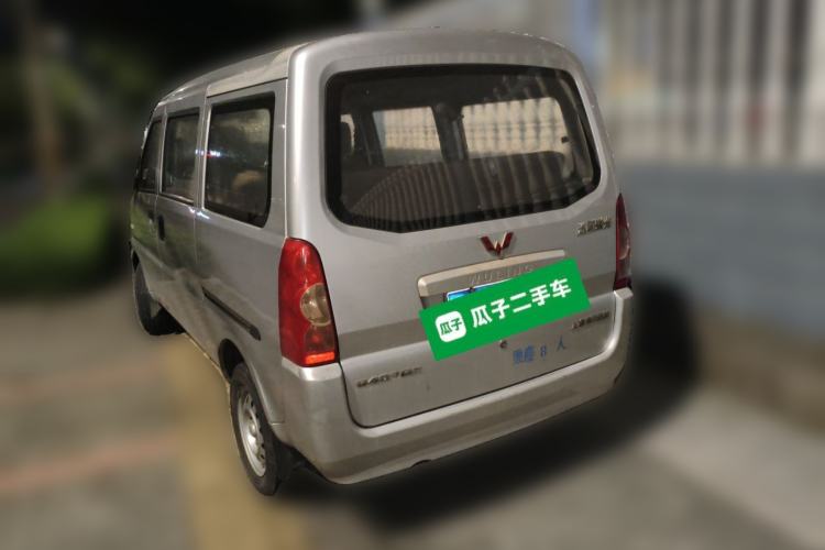 Used Wuling Rongguang 2011 1.2L Base Version
