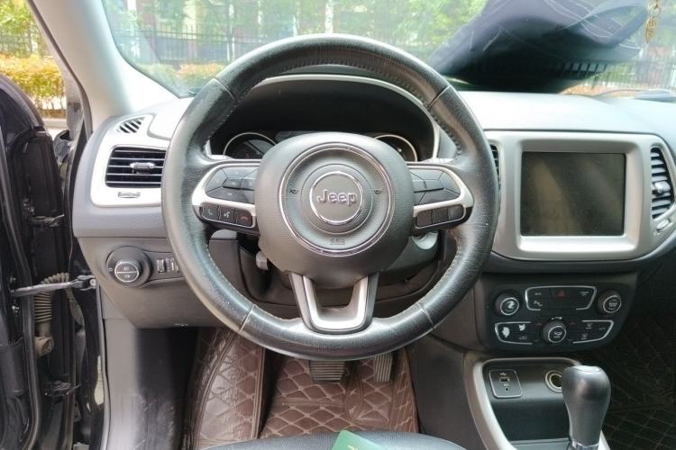 Used Jeep Compass 2017 200T Automatic Family Edition
