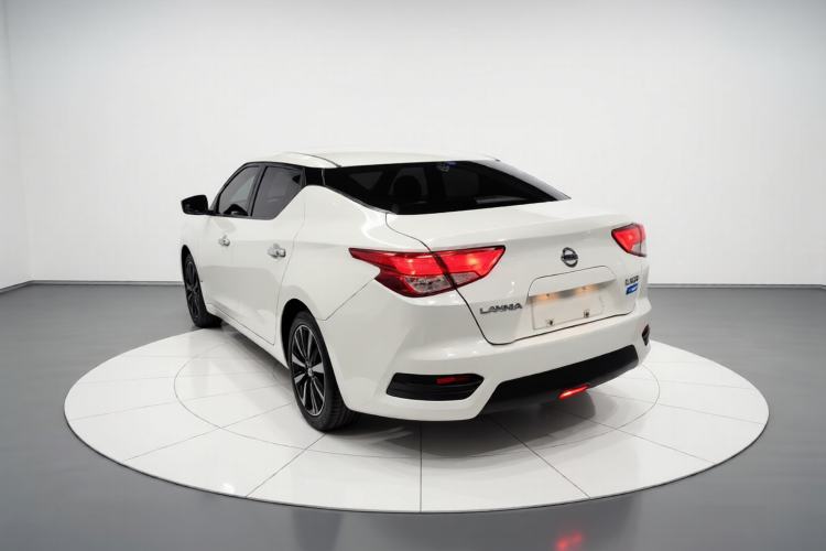 Used Nissan Lannia 2016 1.6L CVT Smart Cool Edition Exterior 2