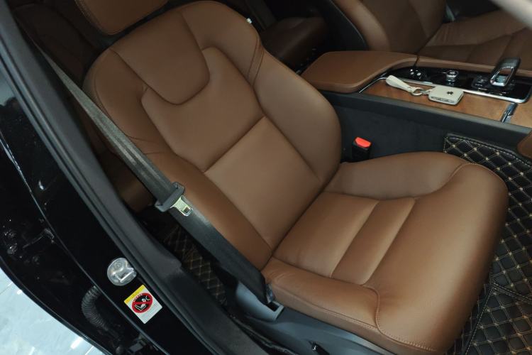 Used Volvo XC90 2024 B5 SmartDrive Luxury Edition 7-Seater
