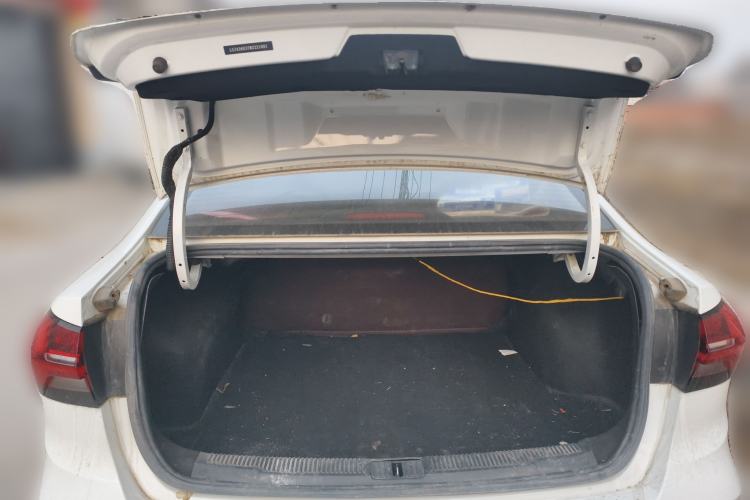 Used Roewe i5 2021 1.5L CVT Platinum Edition
