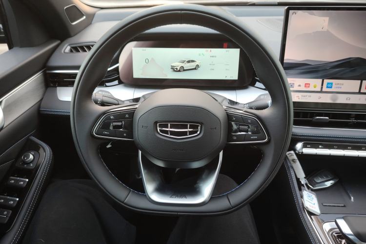 Used Geely Auto Preface 2026 Model Oriental Yao 1.5TD Kunlun Edition Steering Wheel