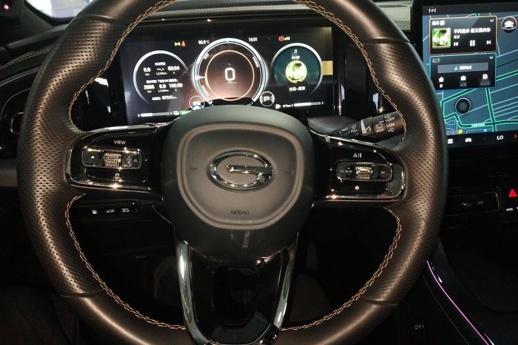 Used GAC Trumpchi GS8 2022 Dual-Engine Series 2.0TM Two-Wheel Drive Prestige Edition (7 Seats)