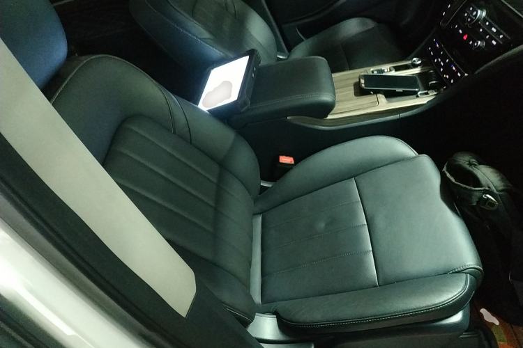 Used GAC Trumpchi M8 2020 390T Deluxe Edition
