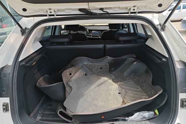 Used Haval H2s 2017 Blue Label 1.5T Dual-Clutch Comfort Model Trunk