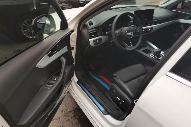 Used Audi A4L 2024 40 TFSI Fashion Dynamic Model
