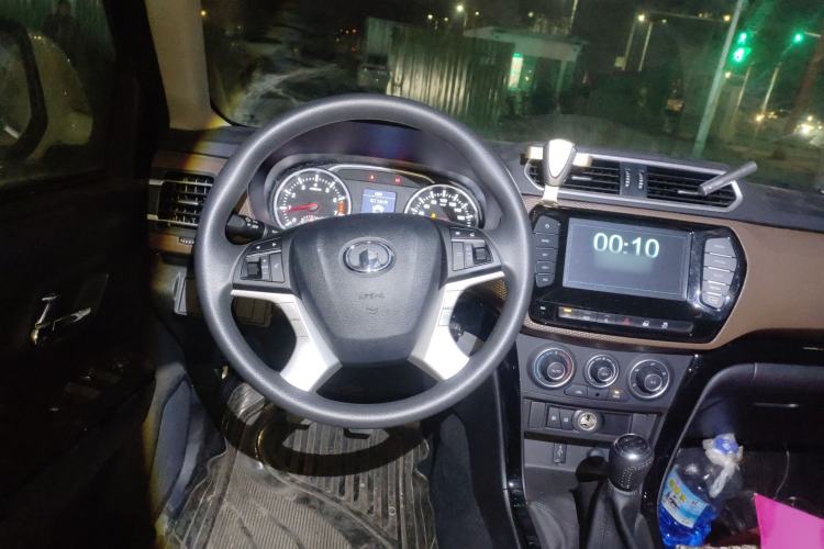 Used Great Wall Wingle 6 2017 2.4L Gasoline 4x4 Elite Version 4G69
