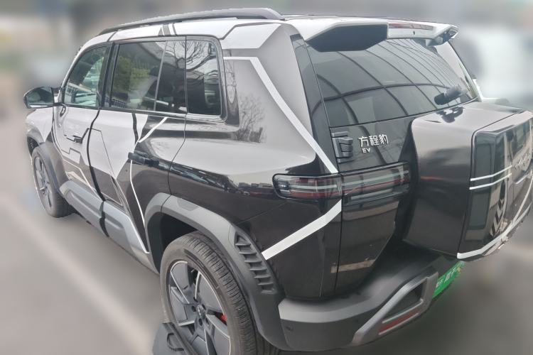 Used Formula Leopard Titanium 3 2025 501KM All-Wheel Drive Intelligent Driving Ultra Version