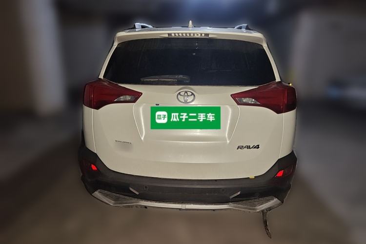 Used Toyota RAV4 2015 2.0L CVT Two-Wheel Drive Fashion Edition