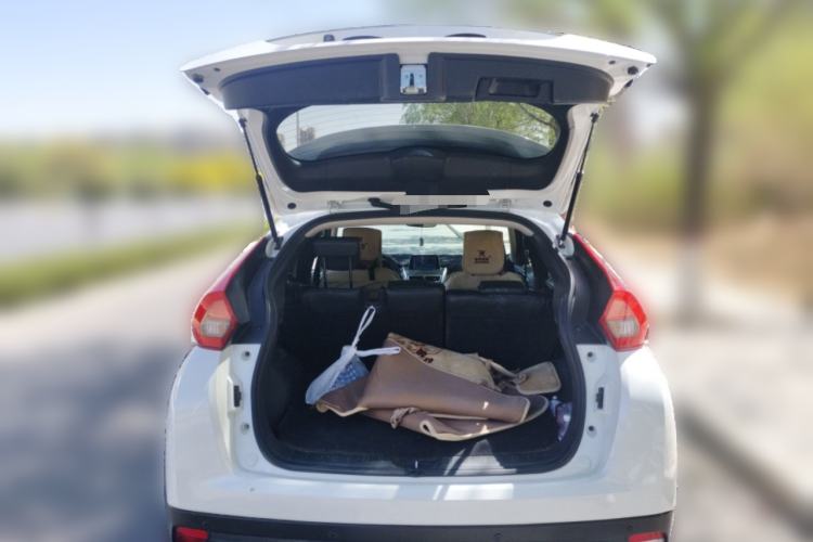 Used Mitsubishi Eclipse Cross 2018 1.5T CVT Two-Wheel Drive Belief Edition Trunk