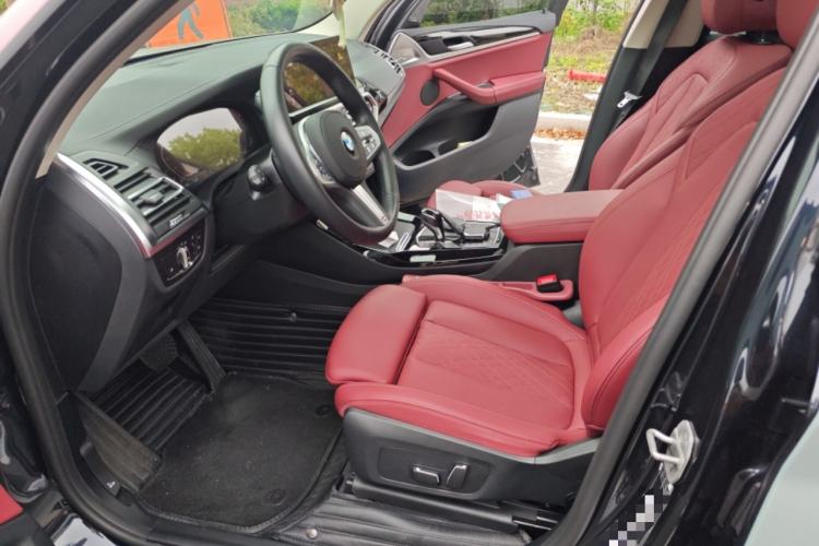 Used BMW X3 2023 xDrive25i M Sport Package Left Front Seat