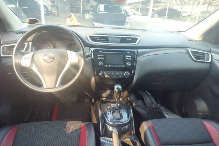 Used Nissan Qashqai 2016 2.0L CVT Luxury Edition
