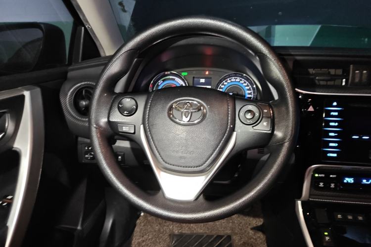 Used Toyota Levin 2017 Revised Dual-Engine 1.8H GS E-CVT Elite Sunroof Version China VI Standard