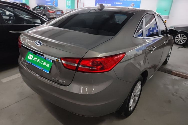 Used Ford Escort 2015 1.5L Automatic Fashion Model Rear Right 45 Deg