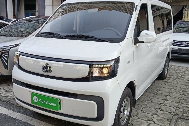 Used Chana Ruixing EM60 2025 Passenger Version Comfort Edition 6 Seats 300 km Range Side-Hinged Doors