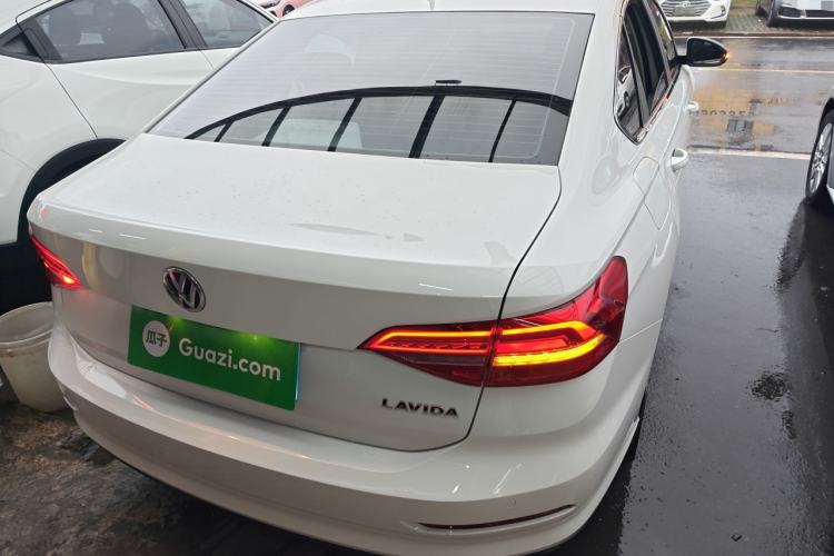 Used Volkswagen Lavida 2019 Lavida Start 1.5L Automatic Trendy Version China VI Standard Rear