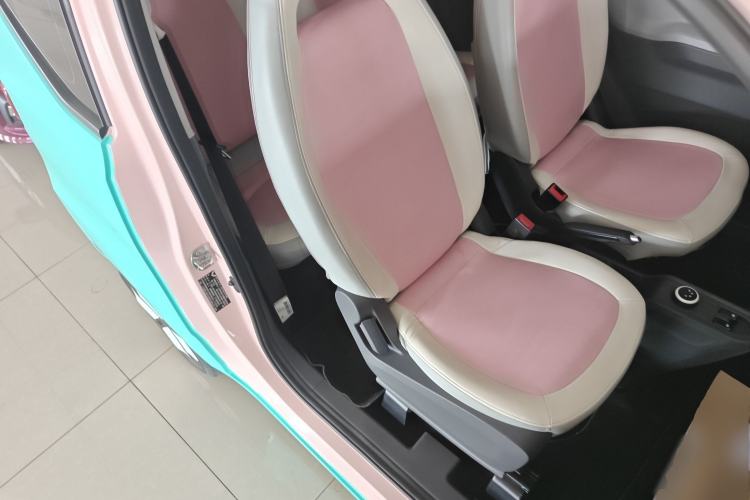 Used Wuling Hongguang MINIEV 2021 Macaron Premium Model – Lithium Iron Phosphate Right Front Seat
