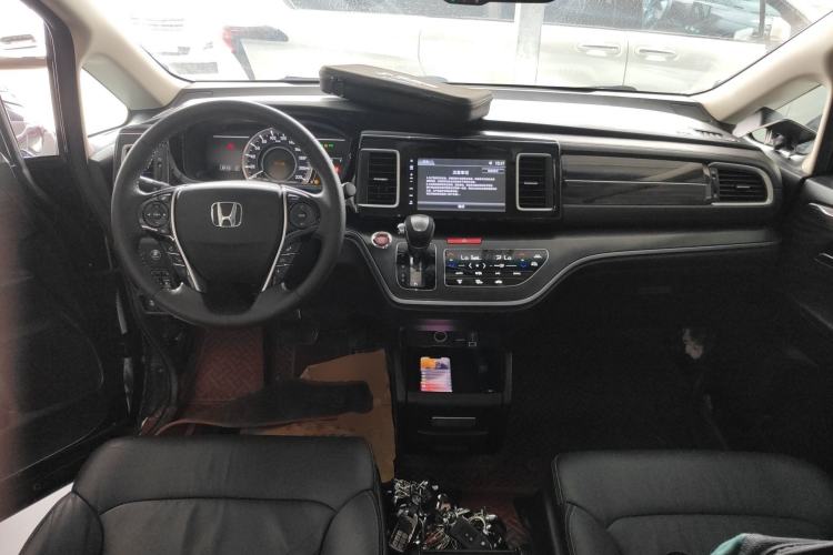 Used Honda Elysion 2016 2.4L Luxury Edition Center Console
