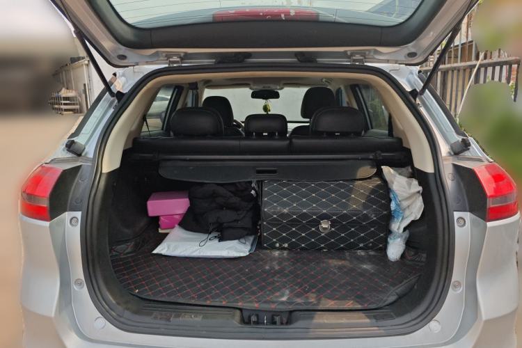 Used Geely Auto Emgrand X7 Sport 2016 1.8TD Automatic Smart Model Trunk