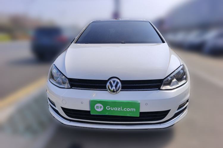 Used Volkswagen Golf 2017 1.6L Automatic Comfort Million-Vehicle Anniversary Edition
