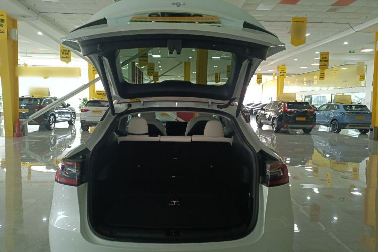 Used Tesla Model Y 2021 Long-Range All-Wheel-Drive Version 3D7