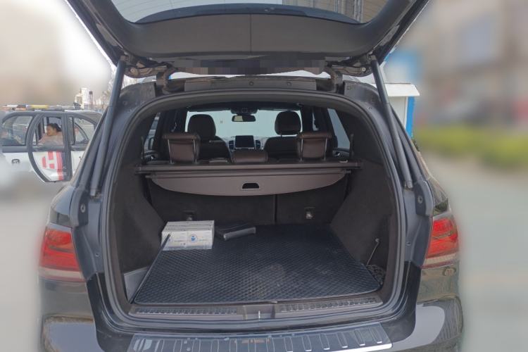 Used Mercedes-Benz GLE 2017 GLE 400 4MATIC Trunk