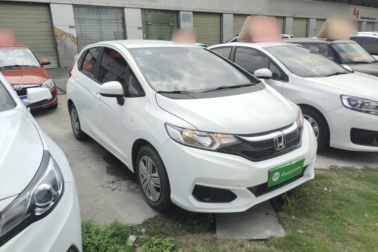 Used Honda Fit 2018 1.5L CVT Comfort Version Front Right 45 Deg