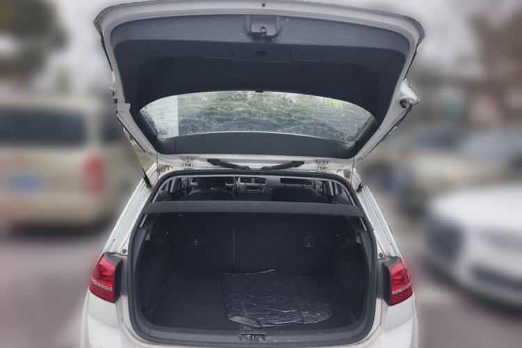 Used Volkswagen Golf 2015 1.4TSI Automatic Comfort Model
