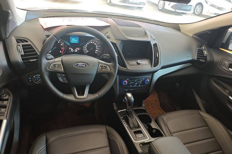 Used Ford Kuga 2019 EcoBoost 180 Two-Wheel-Drive Platinum Edition China VI Standard
