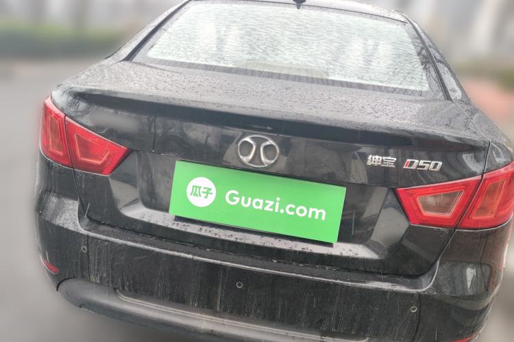 Used BAIC Senova D50 2014 1.5L manual standard version