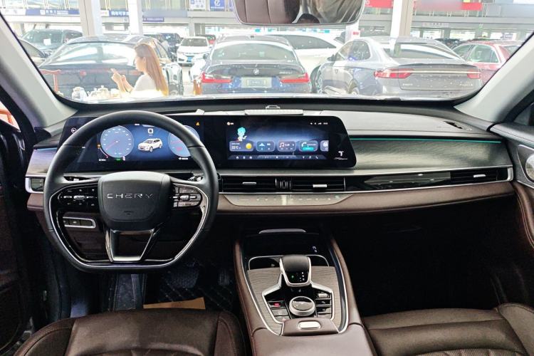 Used Chery Tiggo 8 PRO 2024 Champion Edition 290T Two-Wheel Drive Peak Version 7 Seats