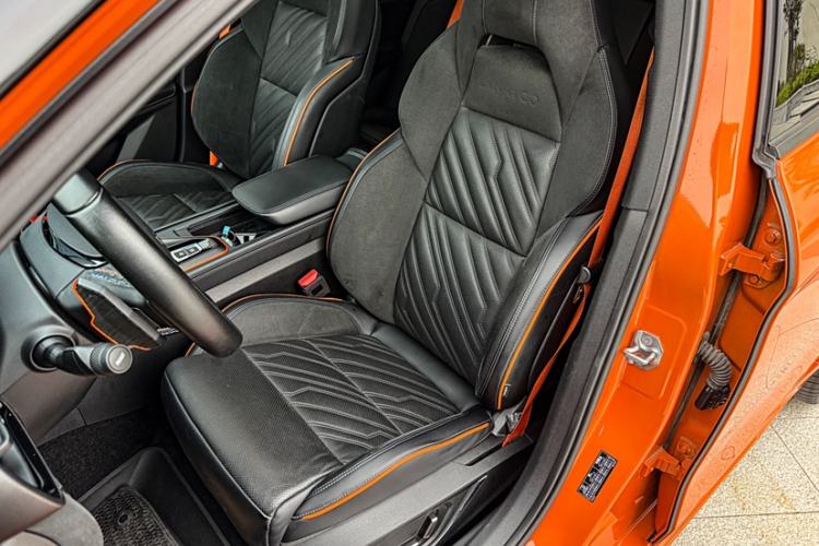 Used Lynk & Co 02 Hatchback 2021 2.0TD Halo Driving Control Kit Edition