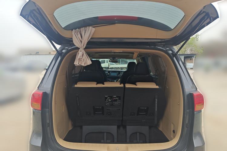 Used Kia Carnival 2015 3.3 GDI Luxury Edition China V Standard Trunk