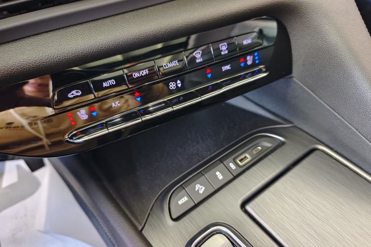 Used Buick Enclave 2020 28T Two-Wheel Drive Prestige Version