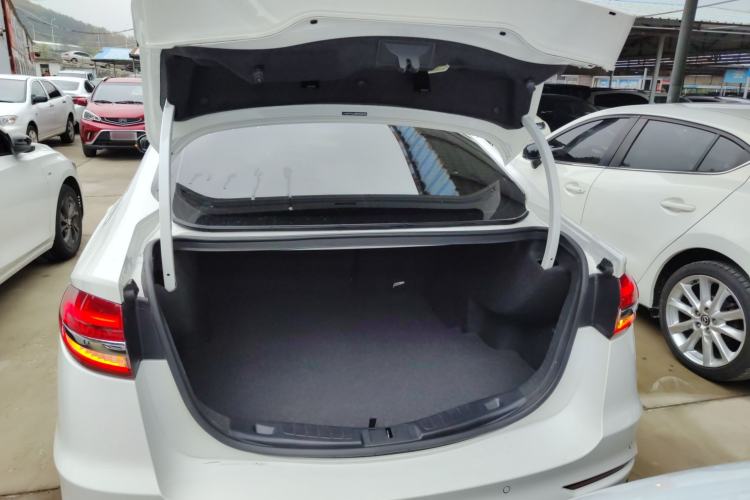 Used Ford Mondeo 2020 EcoBoost 180 Stylish Model Trunk