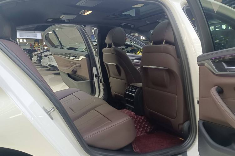 Used BMW 5 Series 2019 525Li M Sport Package