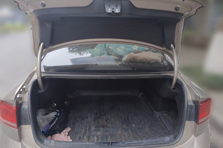 Used Volkswagen Lamando 2018 280TSI DSG Comfort Edition Trunk