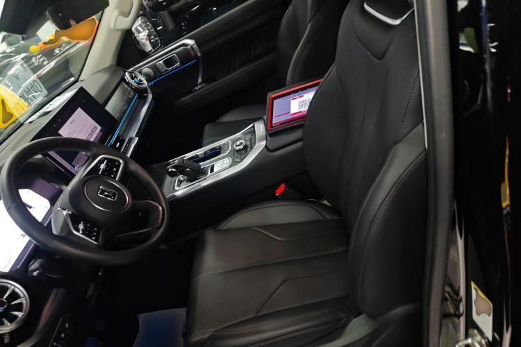 Used Tank 400 2025 2.0T Gasoline Version Left Front Seat