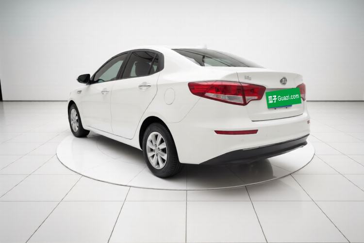 Used Kia K2 2015 Sedan 1.4L MT GLS
